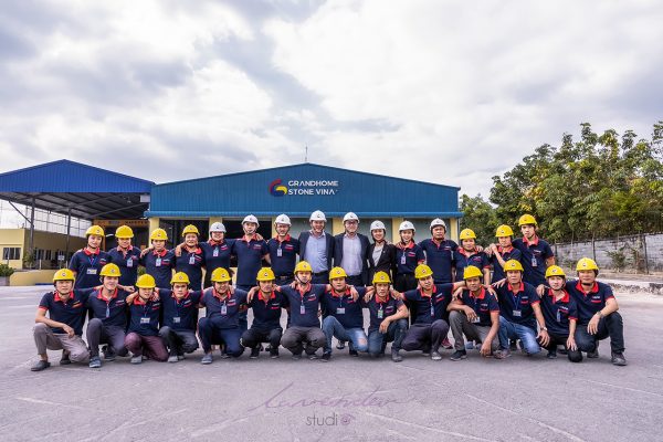 Giá dịch vụ chụp hình profile chuyên nghiệp bao nhiêu