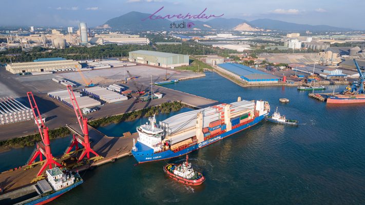 Thuê dịch vụ quay phim chụp hình bằng flycam giá bao nhiêu