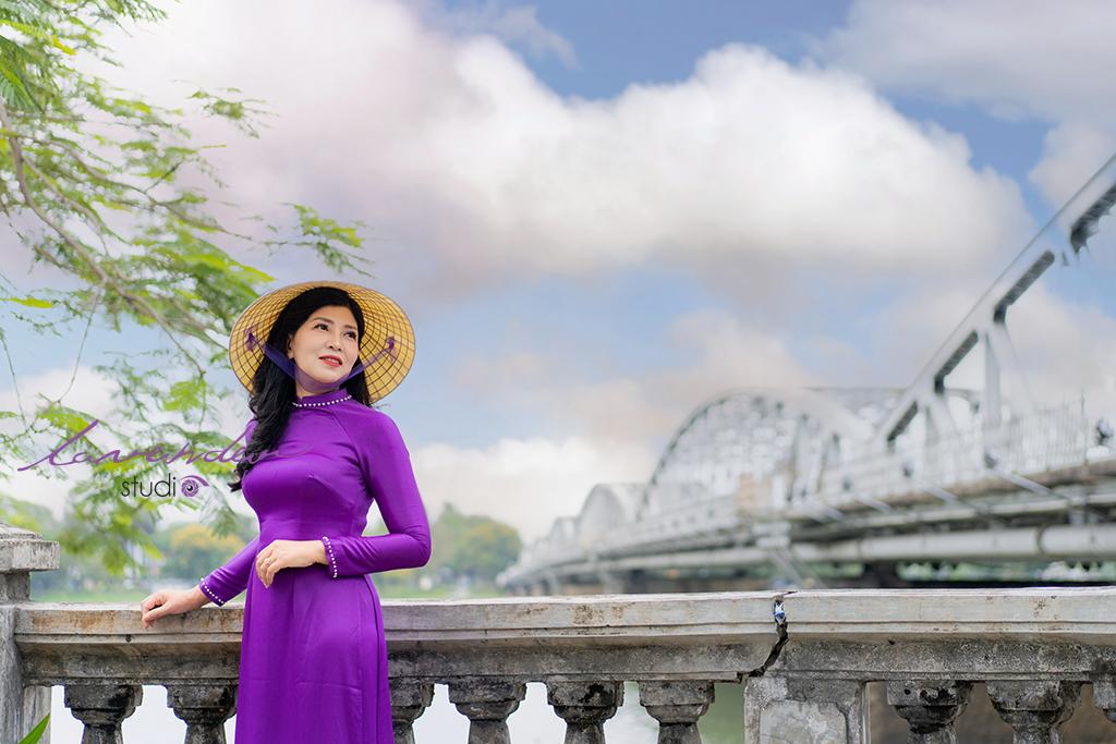 Giá thuê dịch vụ chụp hình áo dài đẹp ở Huế bao nhiêu Giá thuê dịch vụ chụp hình áo dài đẹp ở Huế bao nhiêu