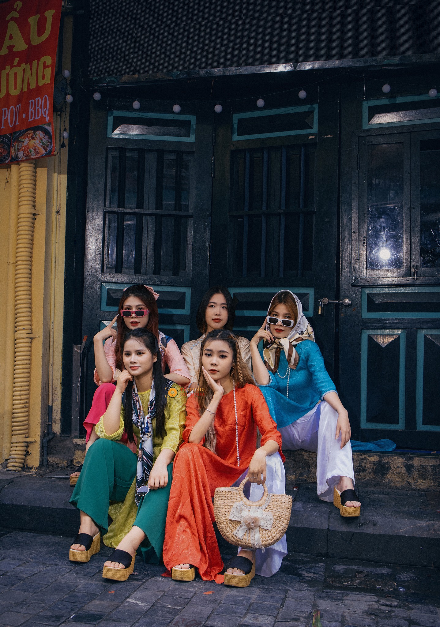 chụp hình tết nhóm tại thành phố Hồ Chí Minh