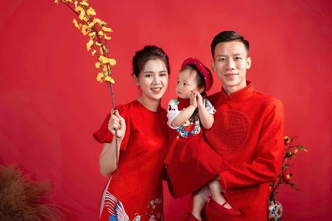 Sở hữu bộ ảnh gia đình Tết đẹp như tạp chí tại Tp.HCM