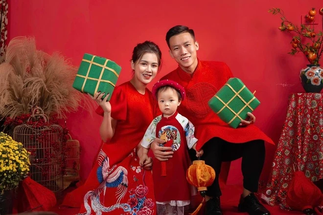 Sở hữu bộ ảnh gia đình Tết đẹp như tạp chí tại Tp.HCM