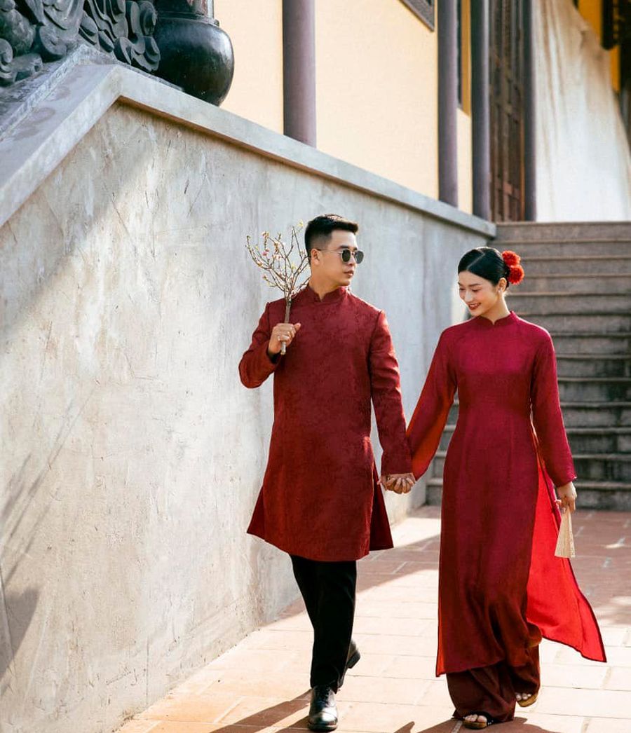 chụp ảnh couple tết với áo dài tại Hà Nội
