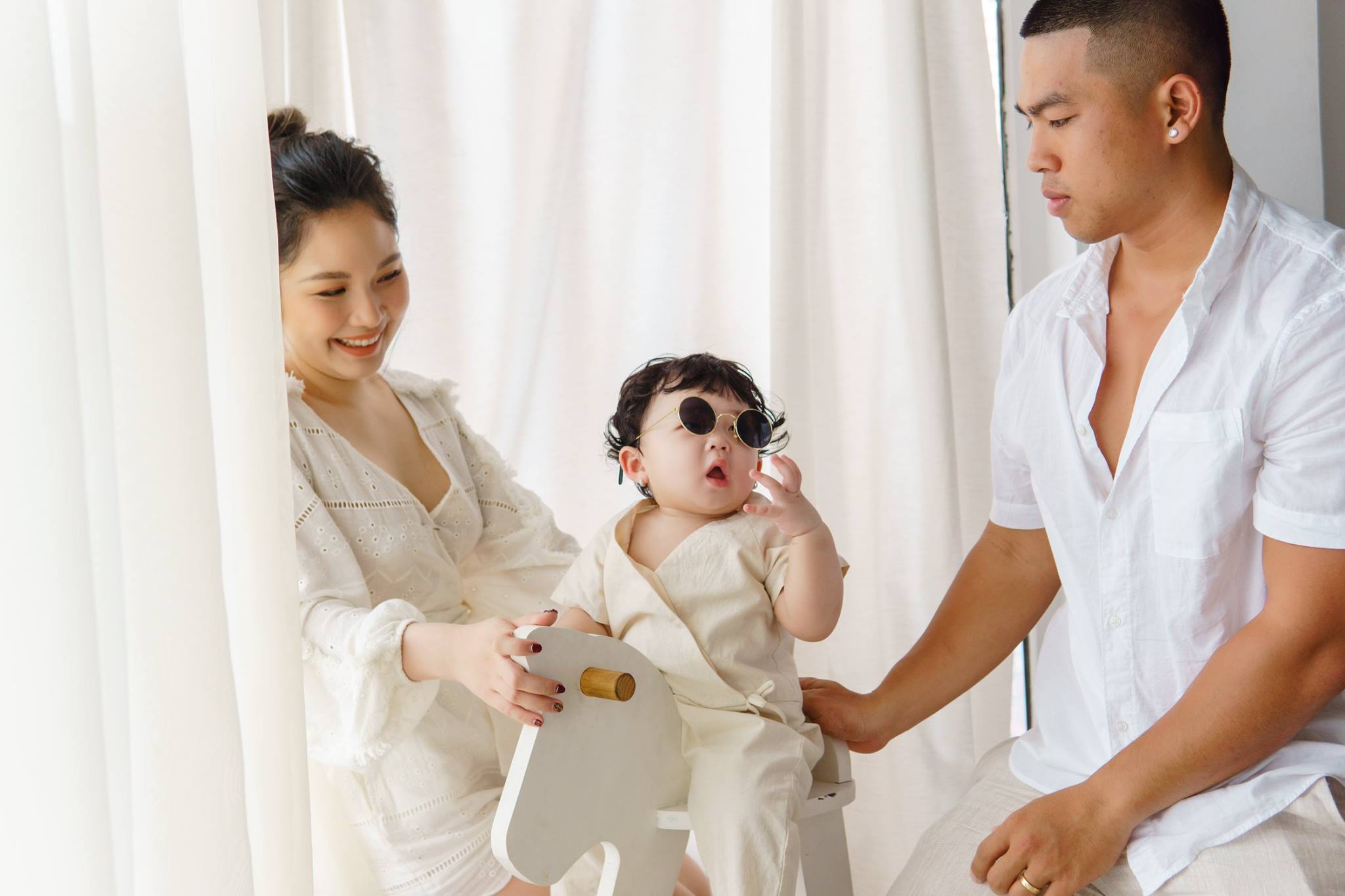 10 studio chụp ảnh gia đình tại nhà uy tín tại Hà Nội