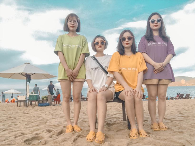 concept chụp hình bạn bè siêu ấn tượng thể hiện tình đoàn kết