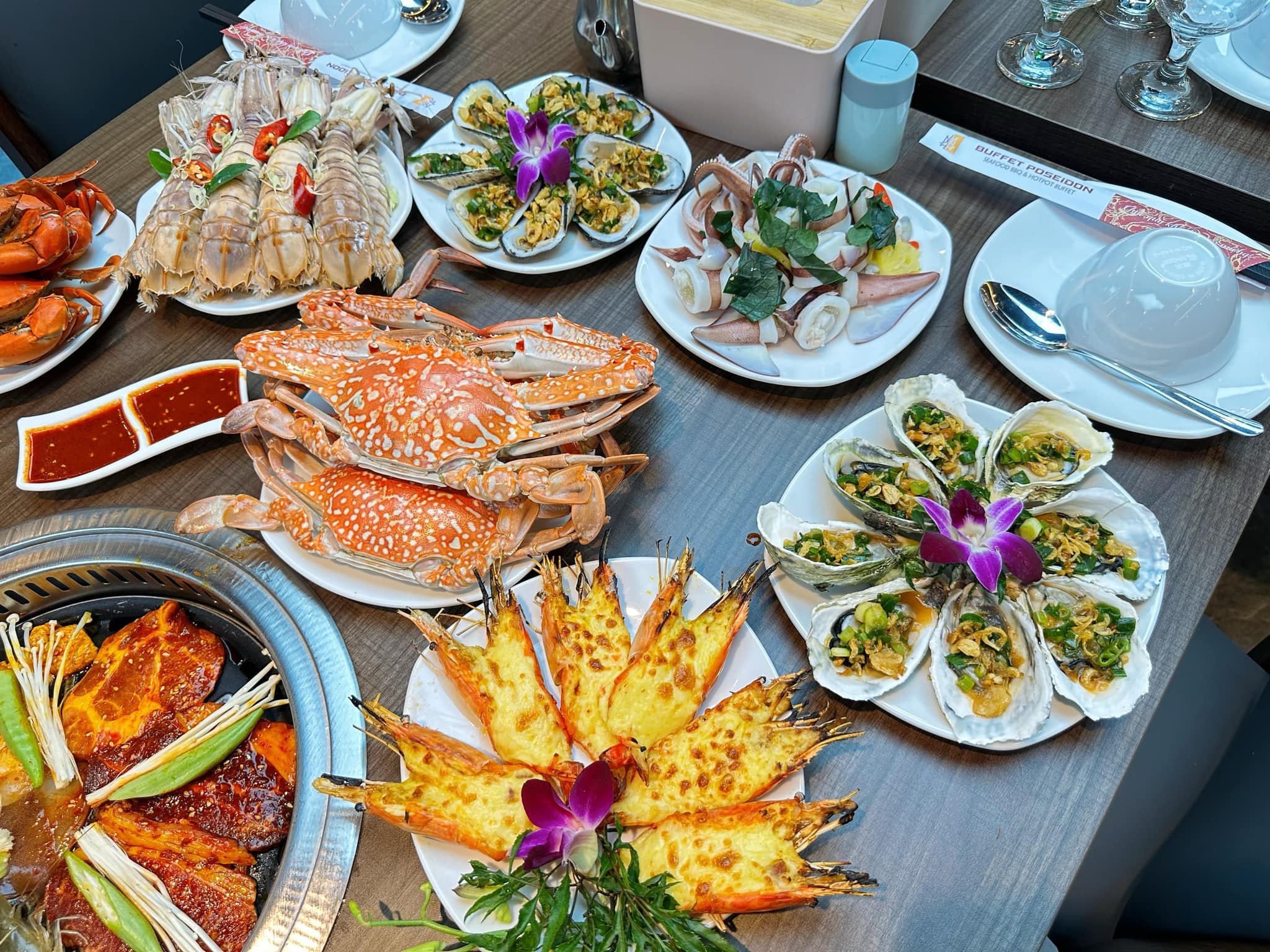 Tìm ngay 10 địa chỉ nhà hàng tiếp khách sang trọng tại Thành phố Hồ Chí Minh Tìm ngay 10 địa chỉ nhà hàng tiếp khách sang trọng tại Thành phố Hồ Chí Minh