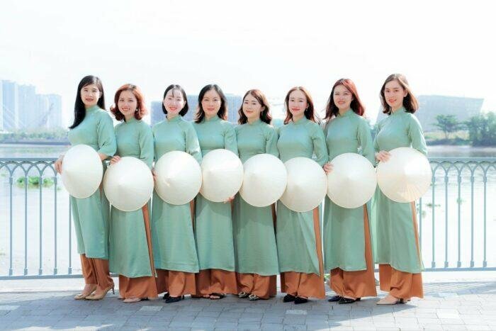 concept chụp hình bạn bè siêu ấn tượng thể hiện tình đoàn kết