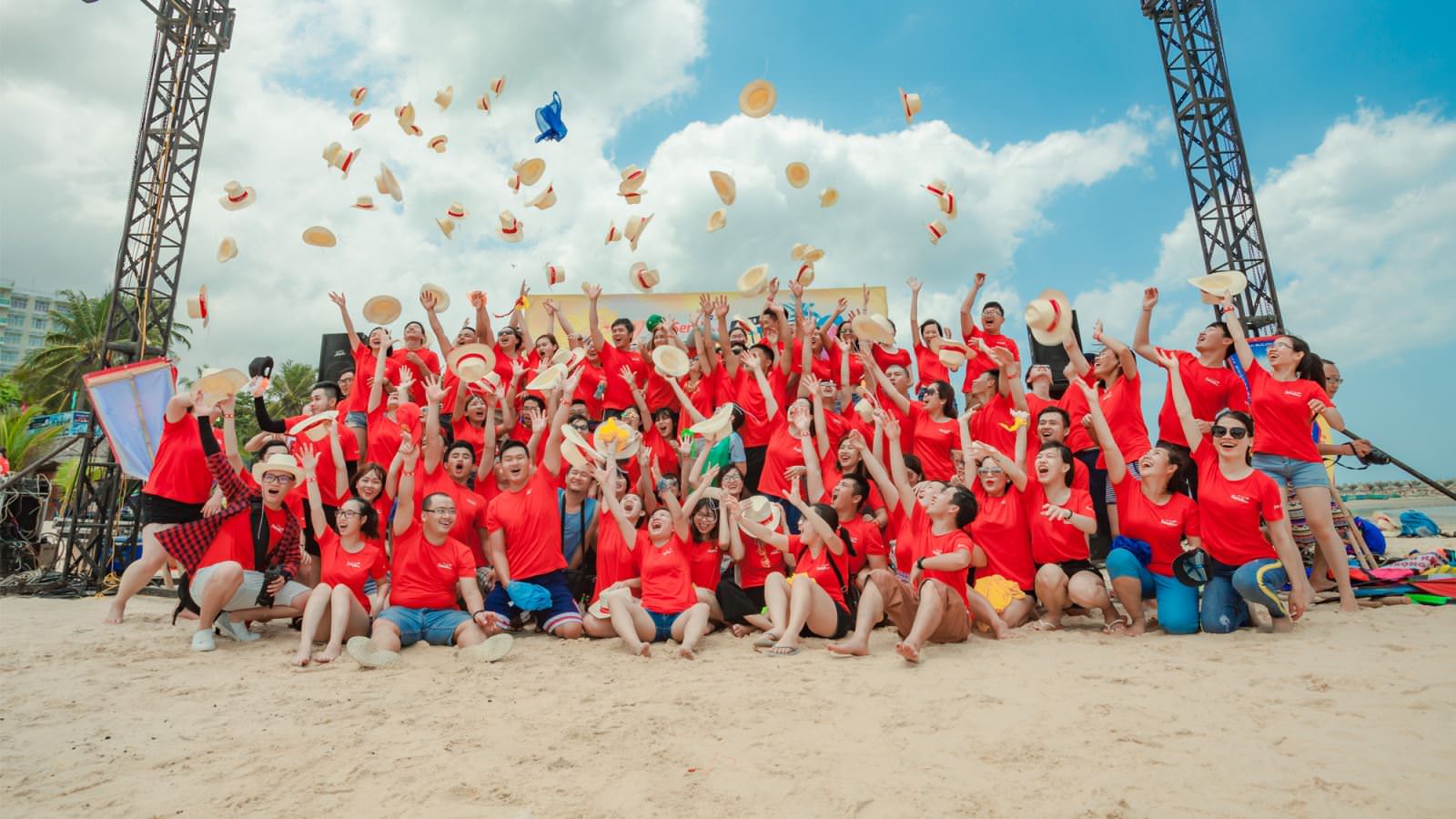 Bật mí 10 đơn vị chụp ảnh teambuilding uy tín tại TP Hồ Chí Minh