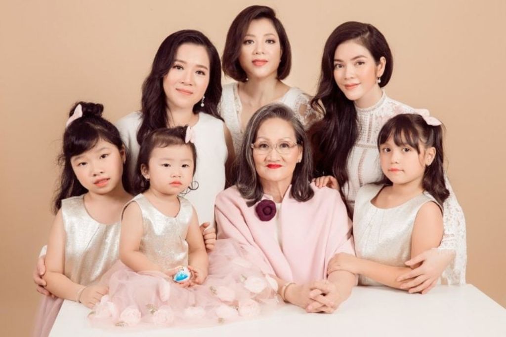 10 dịch vụ ghép hình gia đình tại TP.HCM chuyên nghiệp, giá rẻ 10 dịch vụ ghép hình gia đình tại TP.HCM chuyên nghiệp, giá rẻ