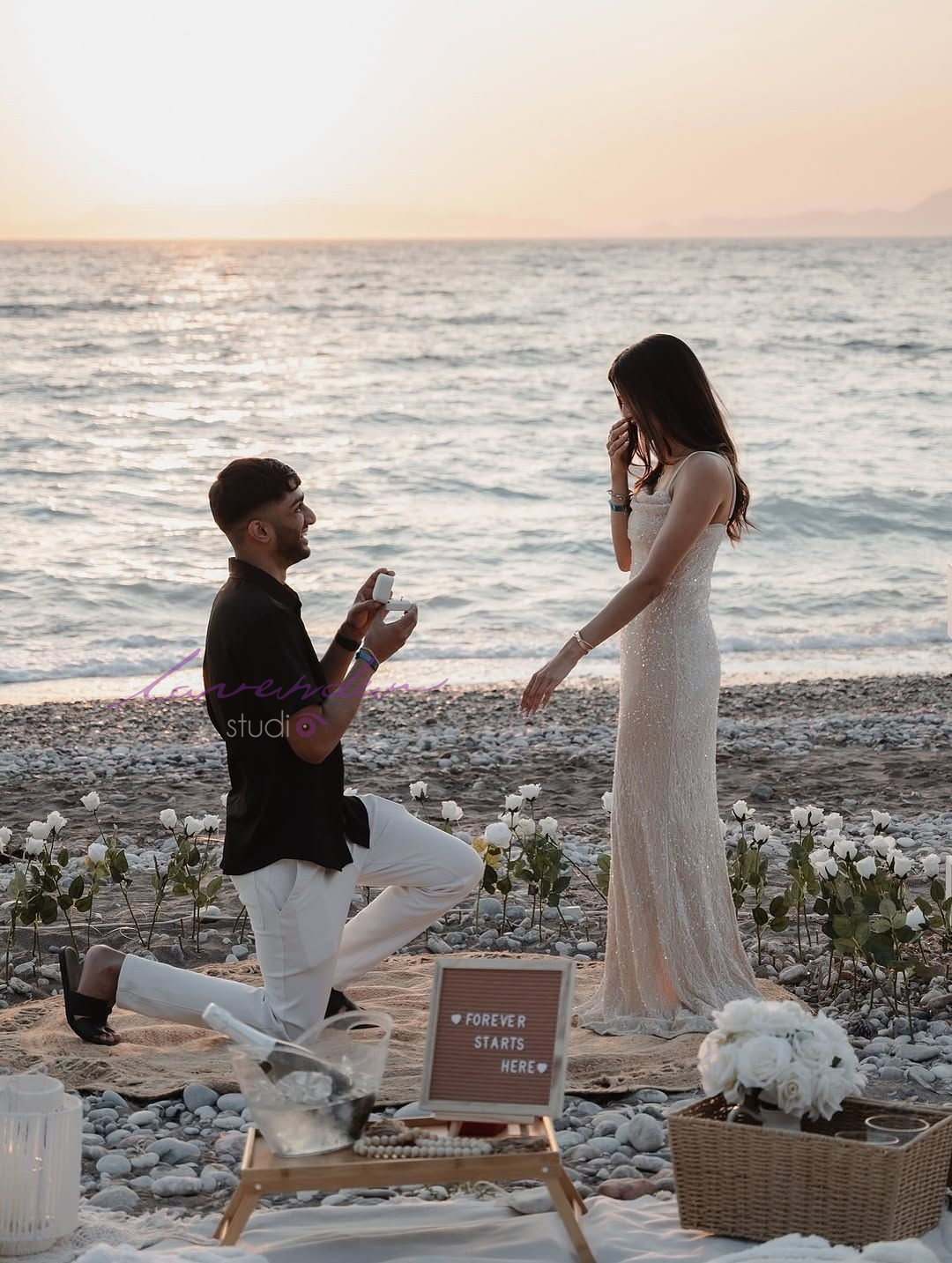 Dịch vụ trang trí cầu hôn giúp màn cầu hôn của bạn thêm trọn vẹn