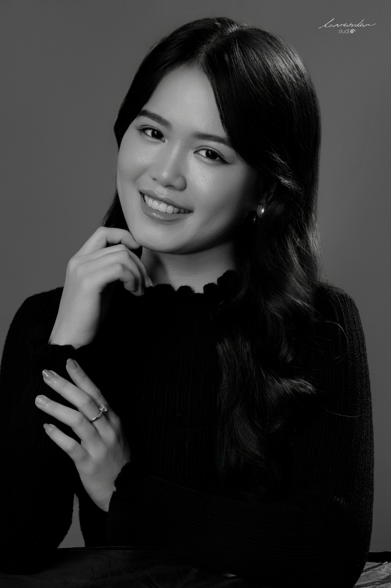 Chụp ảnh chân dung profile 2026: Tạo ấn tượng mạnh trên hồ sơ cá nhân Chụp ảnh chân dung profile 2026: Tạo ấn tượng mạnh trên hồ sơ cá nhân