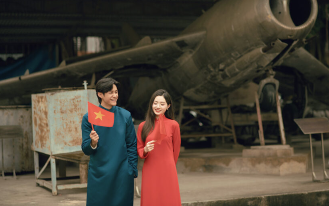 Chụp ảnh couple áo dài 2026 theo phong cách Hàn Quốc Chụp ảnh couple áo dài 2026 theo phong cách Hàn Quốc