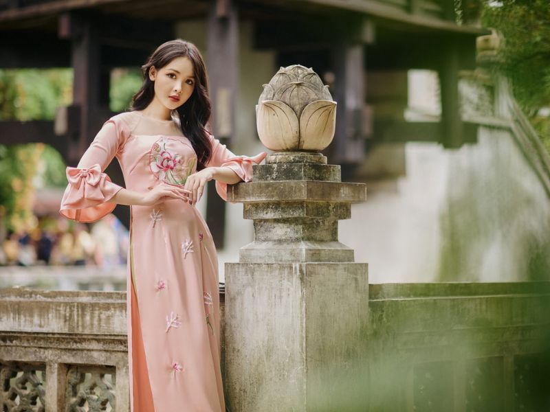 Bí quyết chụp ảnh áo dài với nón lá đậm chất Việt