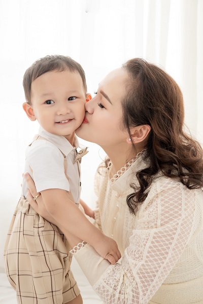 Chụp ảnh chân dung mẹ con Chụp ảnh chân dung mẹ con