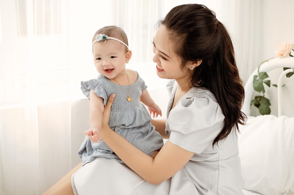 Chụp ảnh chân dung mẹ con Chụp ảnh chân dung mẹ con