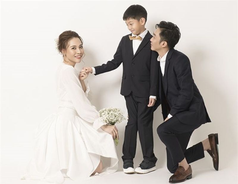 Chụp ảnh kỷ niệm ngày cưới cùng con (6) Chụp ảnh kỷ niệm ngày cưới cùng con (6)