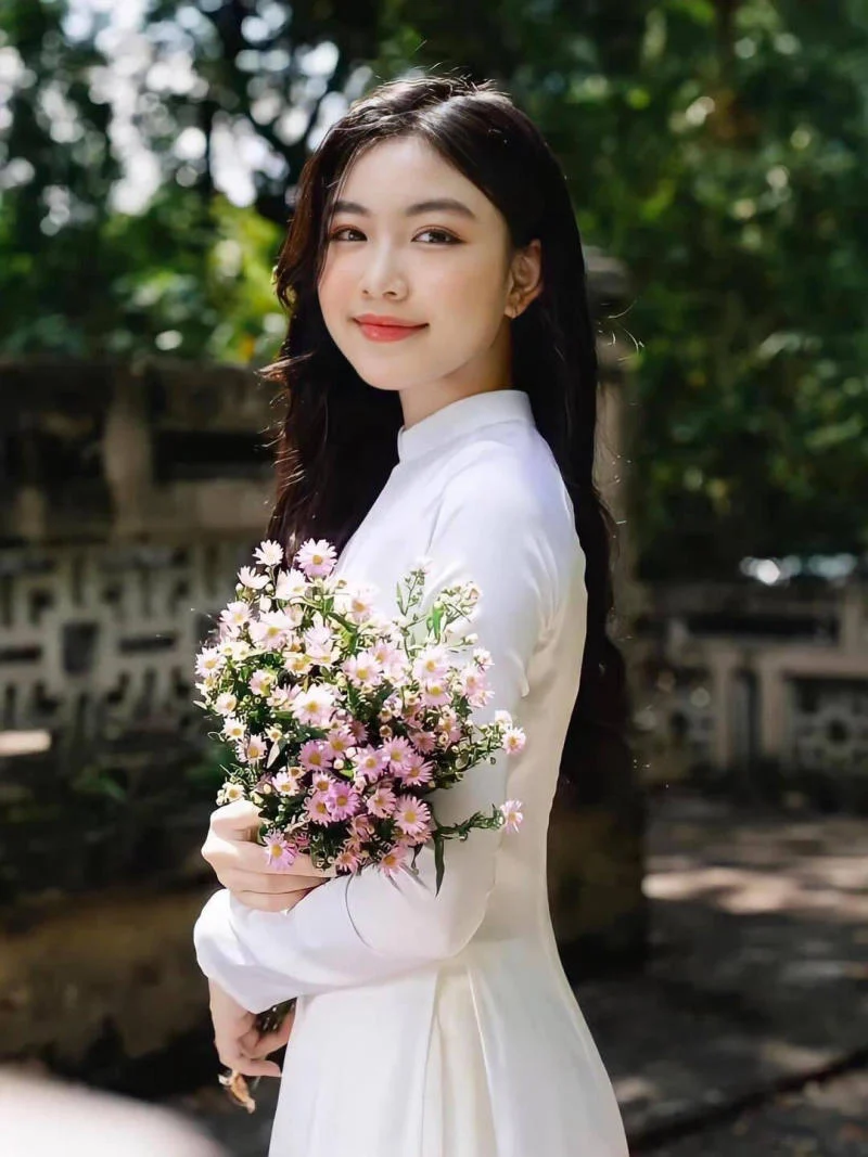 10 phong cách chụp áo dài nghệ thuật (6) 10 phong cách chụp áo dài nghệ thuật (6)